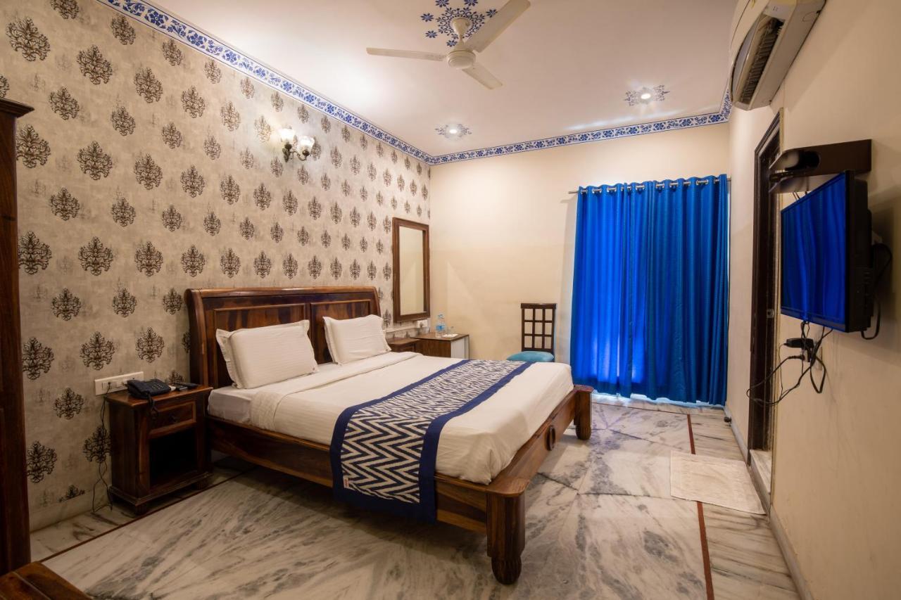 Hotel Royal Pratap Niwas Udaipur Eksteriør bilde