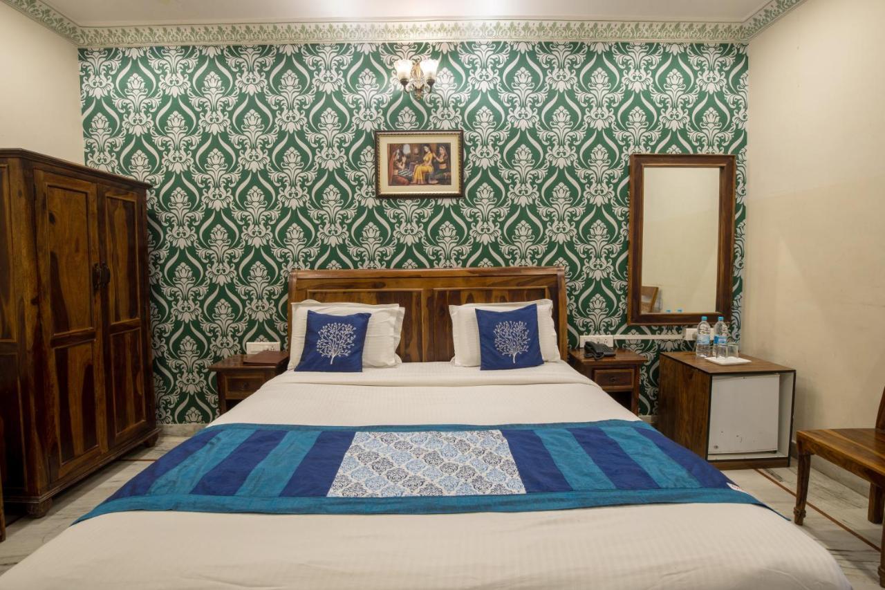 Hotel Royal Pratap Niwas Udaipur Eksteriør bilde