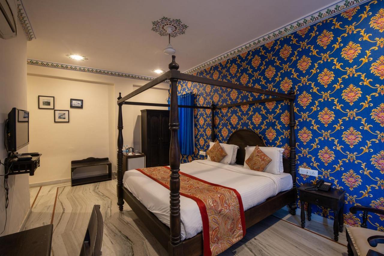 Hotel Royal Pratap Niwas Udaipur Eksteriør bilde