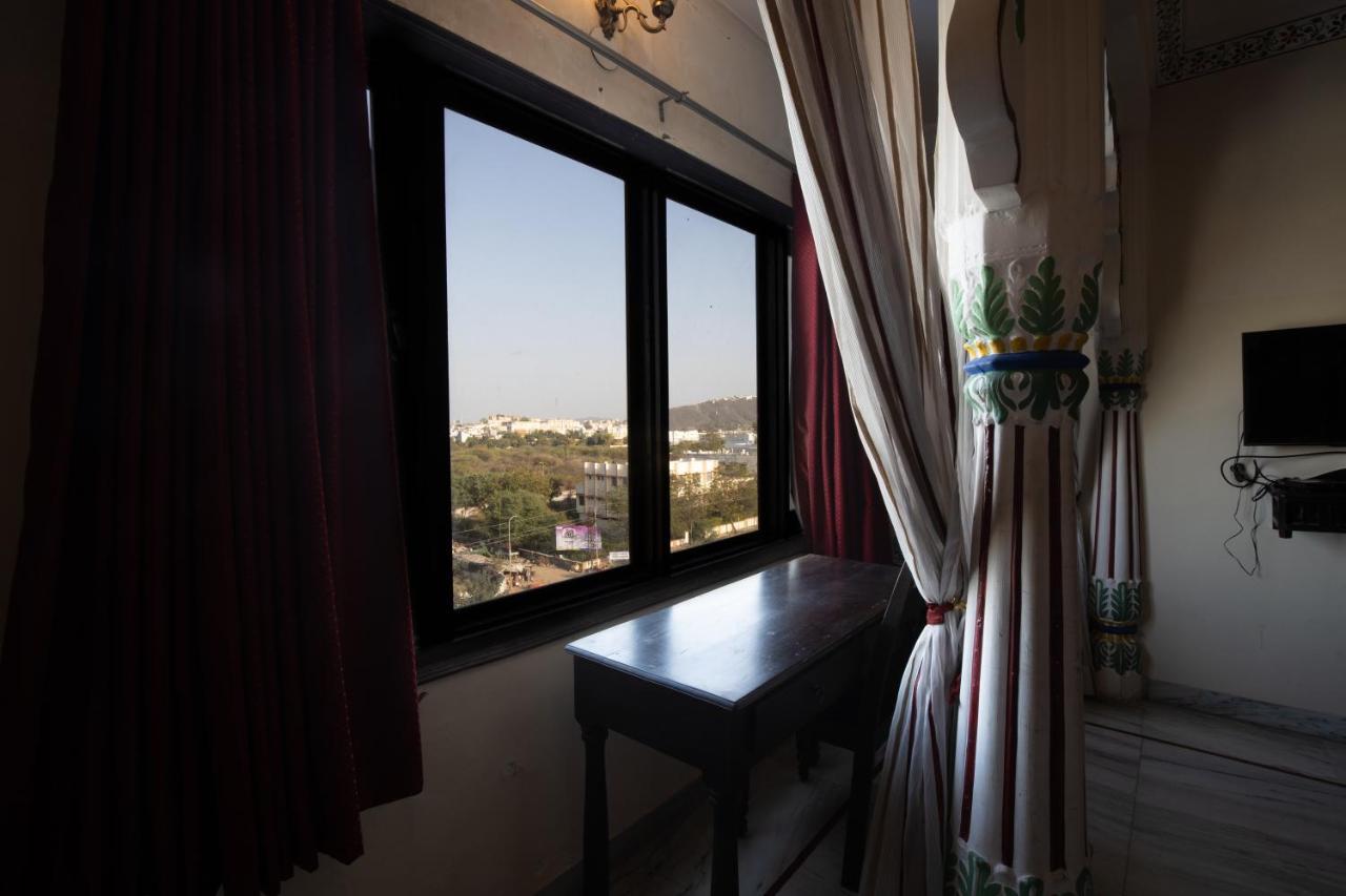 Hotel Royal Pratap Niwas Udaipur Eksteriør bilde