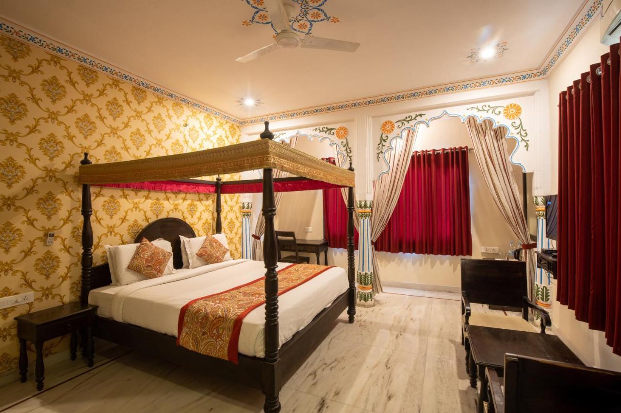 Hotel Royal Pratap Niwas Udaipur Eksteriør bilde