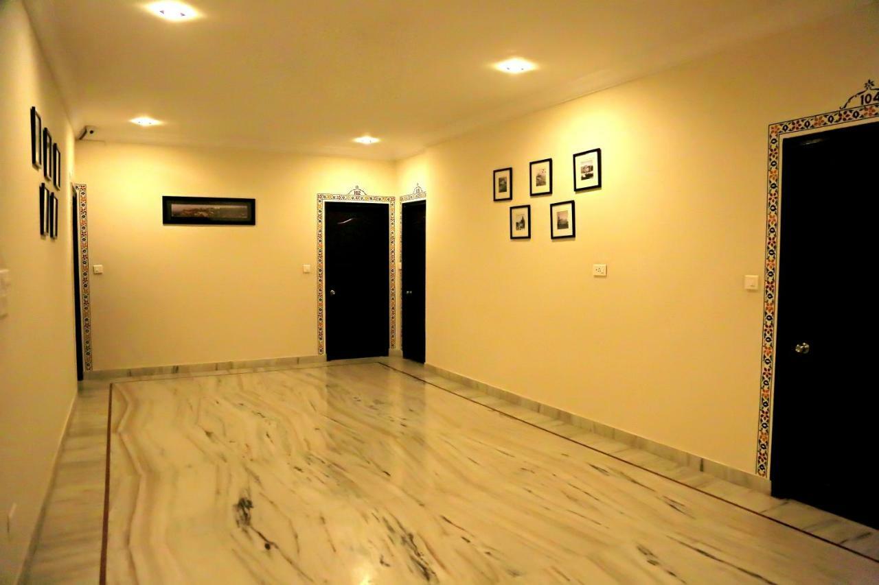 Hotel Royal Pratap Niwas Udaipur Eksteriør bilde